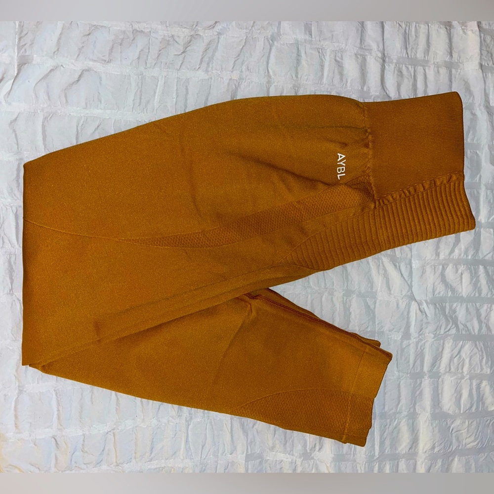 AYBL leggings